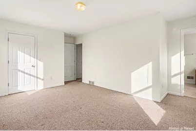 2271 McCracken Street, Muskegon, MI 49441 - Photo 16