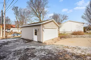 2271 McCracken St, Muskegon, MI 49441 - Photo 32