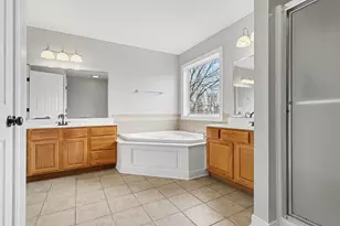 7251 Windhaven Ct, Portage, MI 49024 - Photo 18