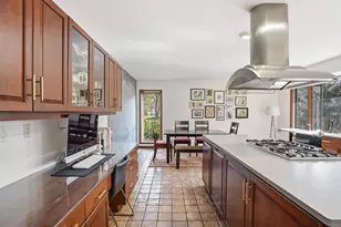 3635 Fox Hunt Dr, Ann Arbor, MI 48105 - Photo 16
