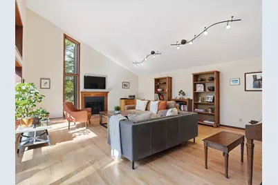 3635 Fox Hunt Drive, Ann Arbor, MI 48105 - Photo 4