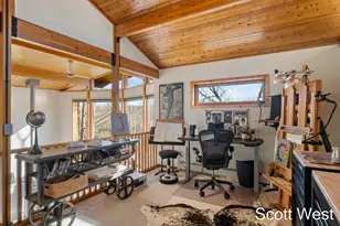 2870 Grand River Dr NE, Grand Rapids, MI 49525 - Photo 36