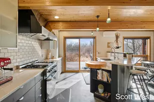 2870 Grand River Dr NE, Grand Rapids, MI 49525 - Photo 8