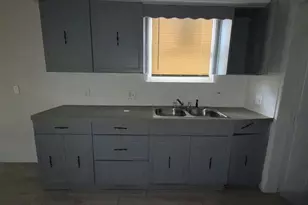 7269 Minock St, Detroit, MI 48228 - Photo 8