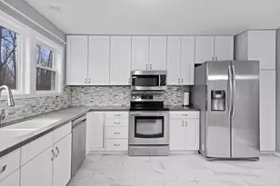 4550 Brookmeadow Ct SE, Kentwood, MI 49512 - Photo 14