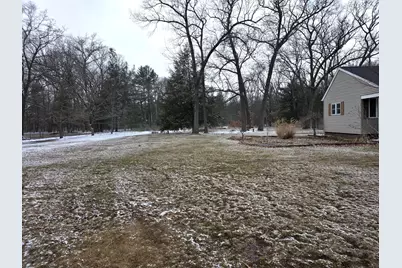 673 S Wolf Lake Road, Muskegon, MI 49442 - Photo 8