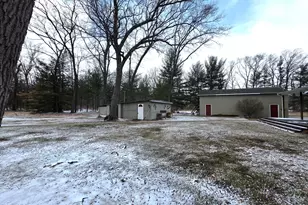 673 S Wolf Lake Rd, Muskegon, MI 49442 - Photo 12