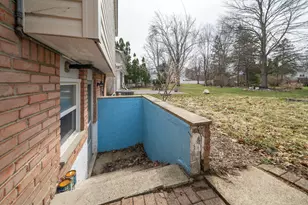 3212 Lockridge Dr, Ann Arbor, MI 48108 - Photo 12