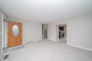 3212 Lockridge Dr, Ann Arbor, MI 48108 - Photo 16