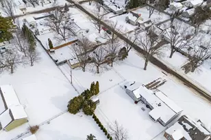 415 Winifred Ave, Lansing, MI 48917 - Photo 28