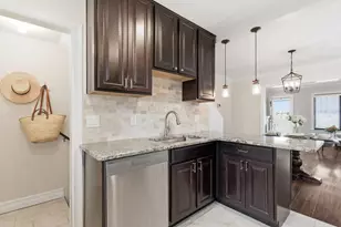 2319 Edgewood Blvd, Berkley, MI 48072 - Photo 12