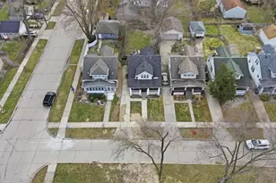 2319 Edgewood Blvd, Berkley, MI 48072 - Photo 2