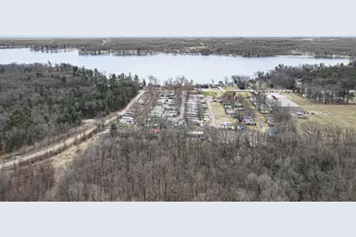 859 E Old Pine Trail #63, Newaygo, MI 49337 - Photo 18