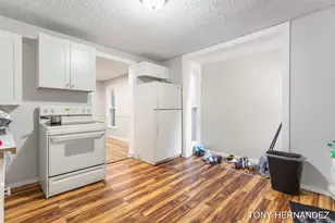 1402 North Ave NE, Grand Rapids, MI 49505 - Photo 6