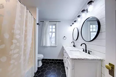 809 Sycamore Place, Ann Arbor, MI 48104 - Photo 8