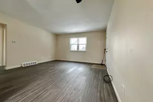 63 Maplecrest Dr, Howell, MI 48843 - Photo 8