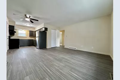 63 Maplecrest Drive, Howell, MI 48843 - Photo 2