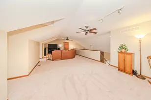 9055 Yorkshire Dr, Saline, MI 48176 - Photo 38