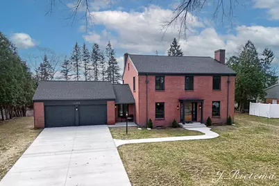 2150 Onekama Drive SE, Grand Rapids, MI 49506 - Photo 4