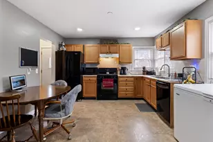 16 W Pine St, Fremont, MI 49412 - Photo 8