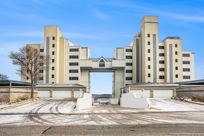 2964 Lakeshore Drive #E403, Muskegon, MI 49441 - Photo 2