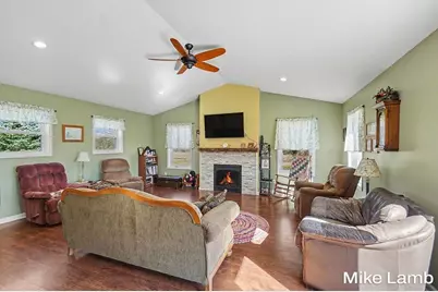 822 W 60th Street, Newaygo, MI 49337 - Photo 8