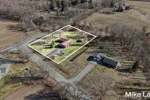 822 W 60th St, Newaygo, MI 49337 - Photo 6