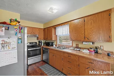 822 W 60th Street, Newaygo, MI 49337 - Photo 14
