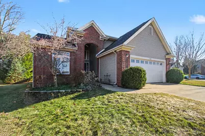 600 Bannock Court, Saline, MI 48176 - Photo 2