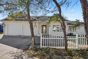 11010 Gourdneck Lake Dr, Portage, MI 49002 - Photo 26