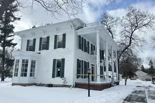 1912 4th St, Jackson, MI 49203 - Photo 1