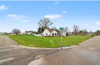 11 Santalina Trail, Battle Creek, MI 49014 - Photo 4