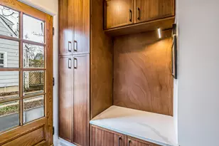 912 Hutchins Ave, Ann Arbor, MI 48103 - Photo 32