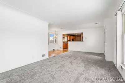 750 Pine Avenue, Holland, MI 49423 - Photo 8