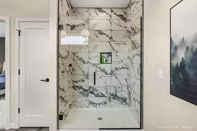 593 W Webster Avenue, Muskegon, MI 49440 - Photo 34