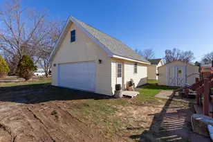 1207 W Pottawatamie St, Tecumseh, MI 49286 - Photo 4