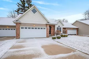 1518 Beechtree, Grand Haven, MI 49417 - Photo 4