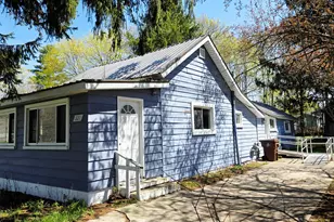 321 S 4th St, Edmore, MI 48829 - Photo 24