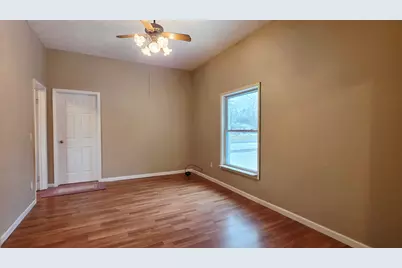 321 S 4th Street, Edmore, MI 48829 - Photo 10