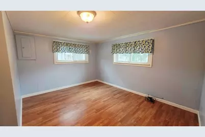 321 S 4th Street, Edmore, MI 48829 - Photo 12