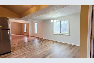 321 S 4th Street, Edmore, MI 48829 - Photo 6