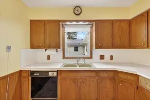 655 Blue Ash Dr SE, Grand Rapids, MI 49548 - Photo 16