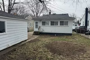 18949 Washtenaw St, Harper Woods, MI 48225 - Photo 16