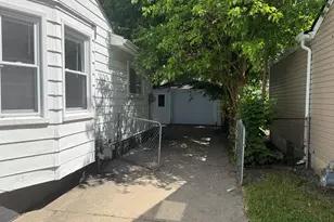 18949 Washtenaw St, Harper Woods, MI 48225 - Photo 2
