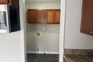 18949 Washtenaw St, Harper Woods, MI 48225 - Photo 8