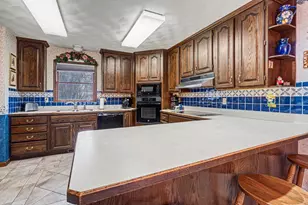 102 Sweetheart Ln, Battle Creek, MI 49017 - Photo 12