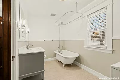 356 Pine Avenue #2 UNIT, Holland, MI 49423 - Photo 26