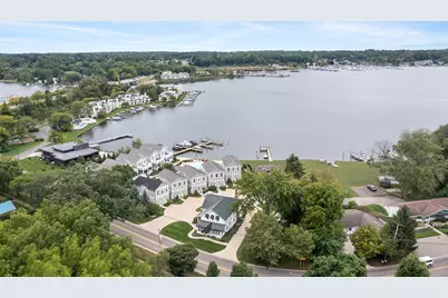 787 Lake Street #11, Saugatuck, MI 49453 - Photo 2