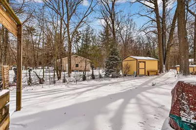 586 N Peterson Road, Muskegon, MI 49445 - Photo 10