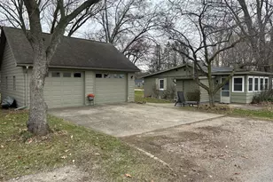 63479 W Fish Lake Rd, Sturgis, MI 49091 - Photo 1